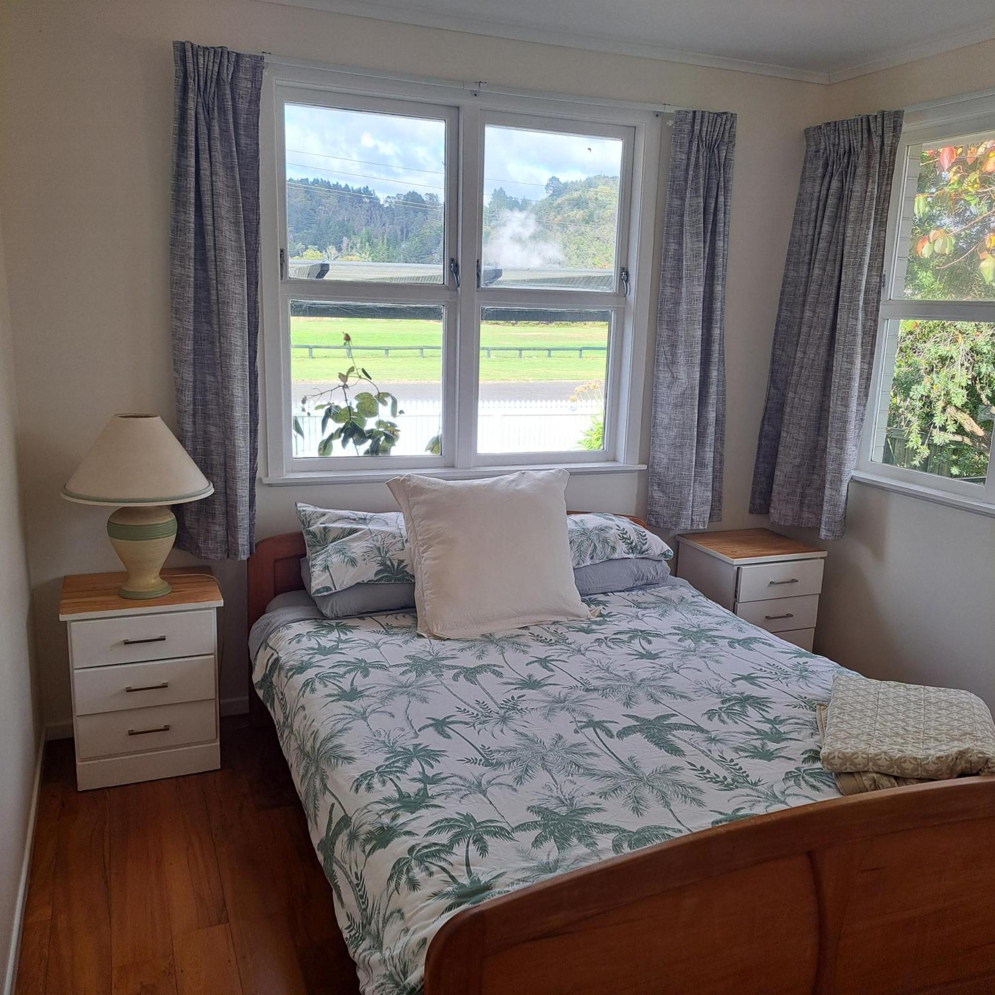 Rotorua Forest Getaway Room photo
